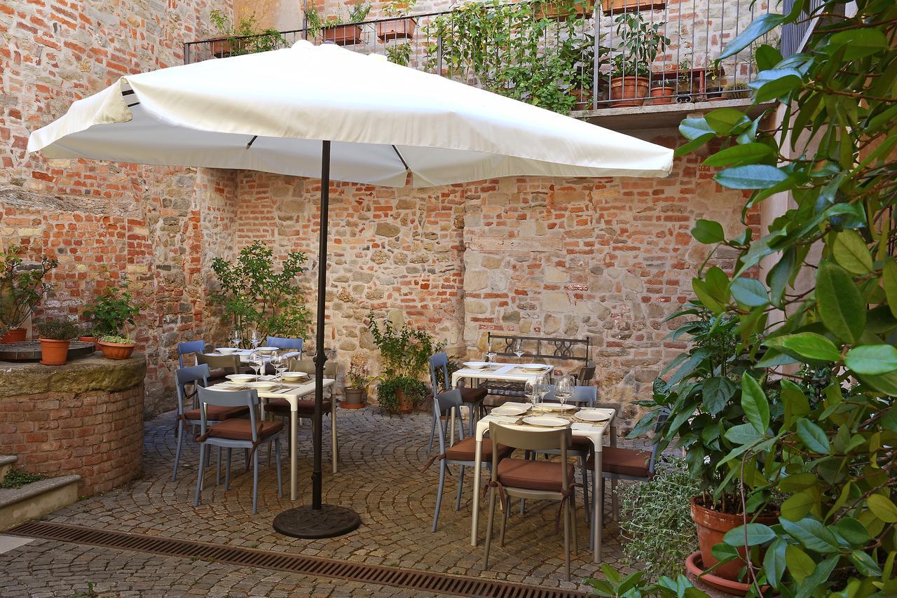 Notte In Langa Bed & Breakfast La Morra Luaran gambar