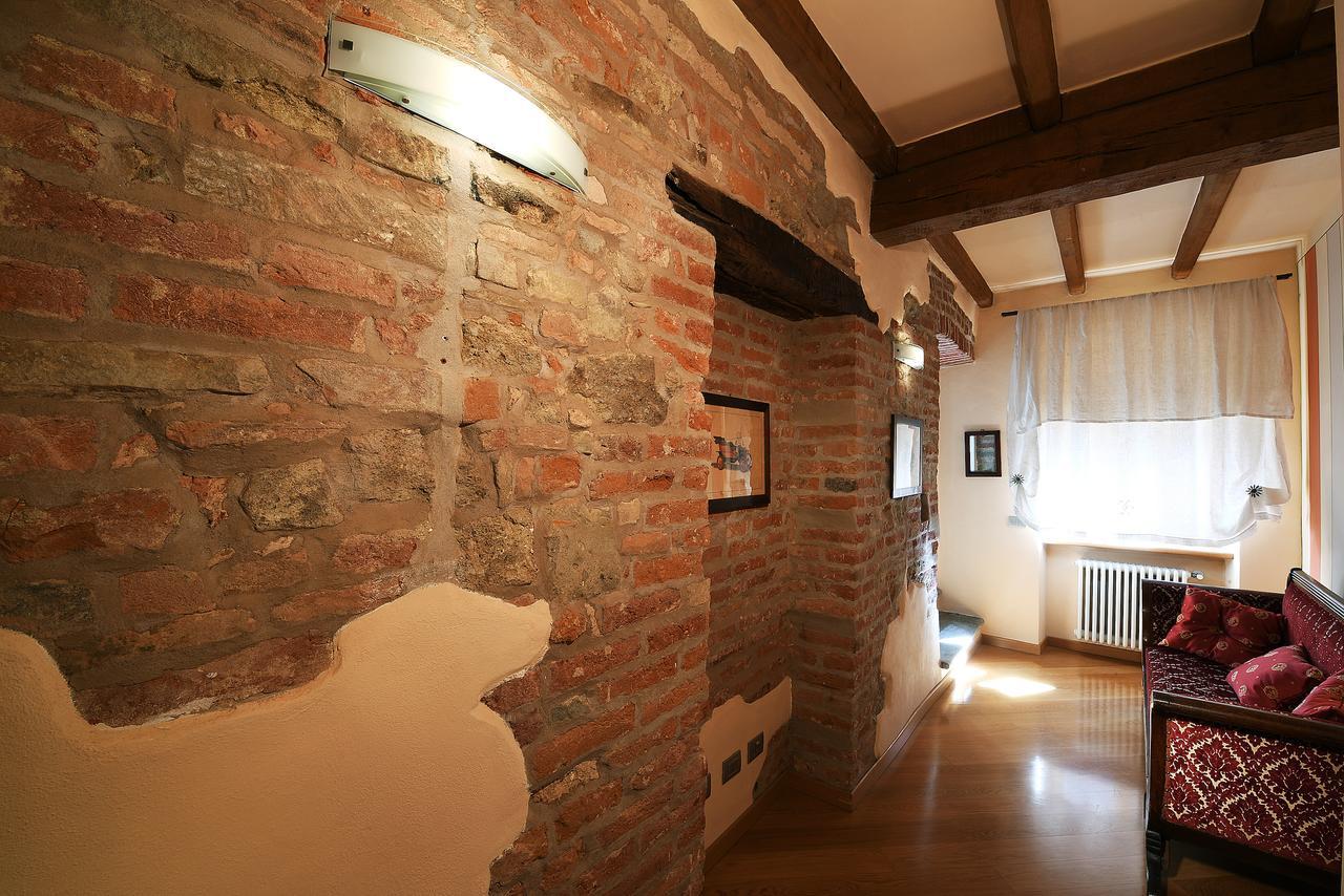 Notte In Langa Bed & Breakfast La Morra Luaran gambar