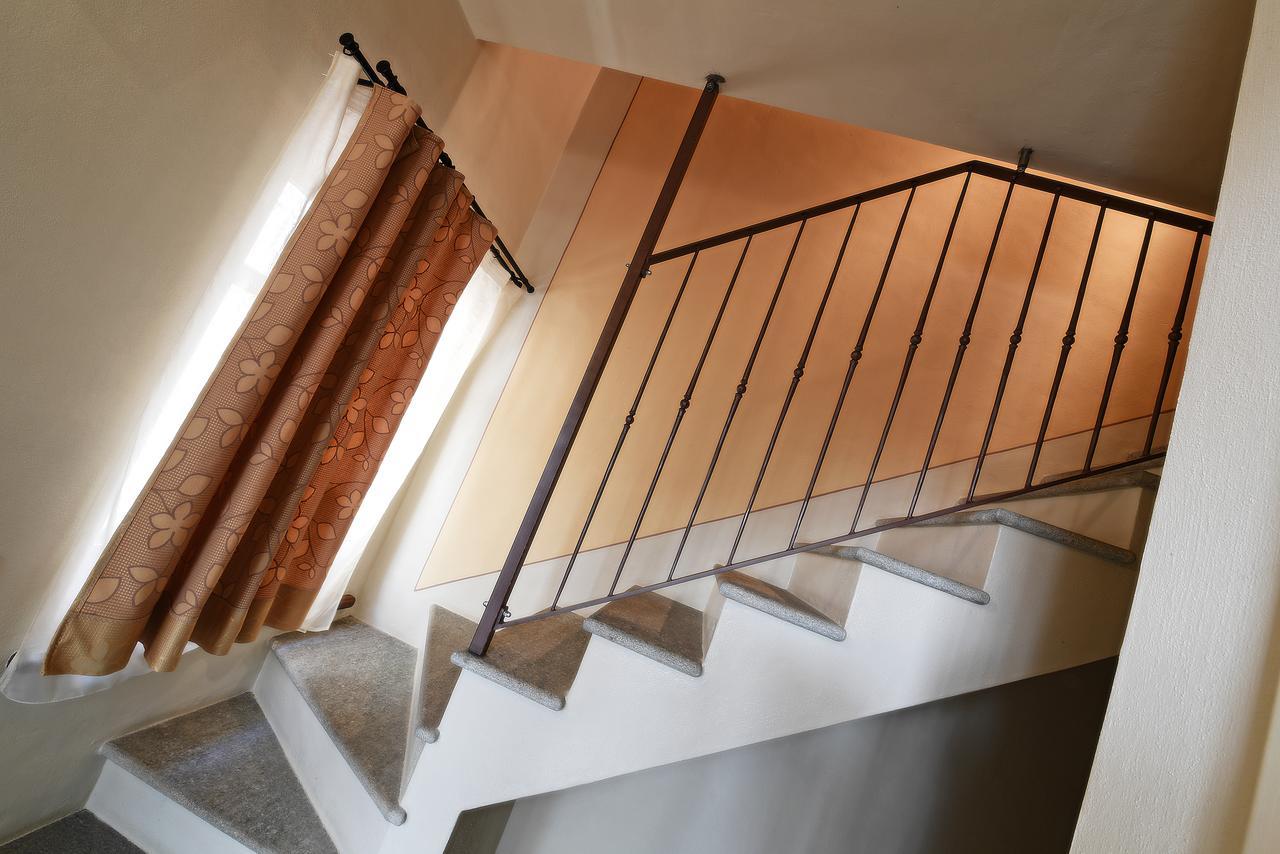 Notte In Langa Bed & Breakfast La Morra Luaran gambar